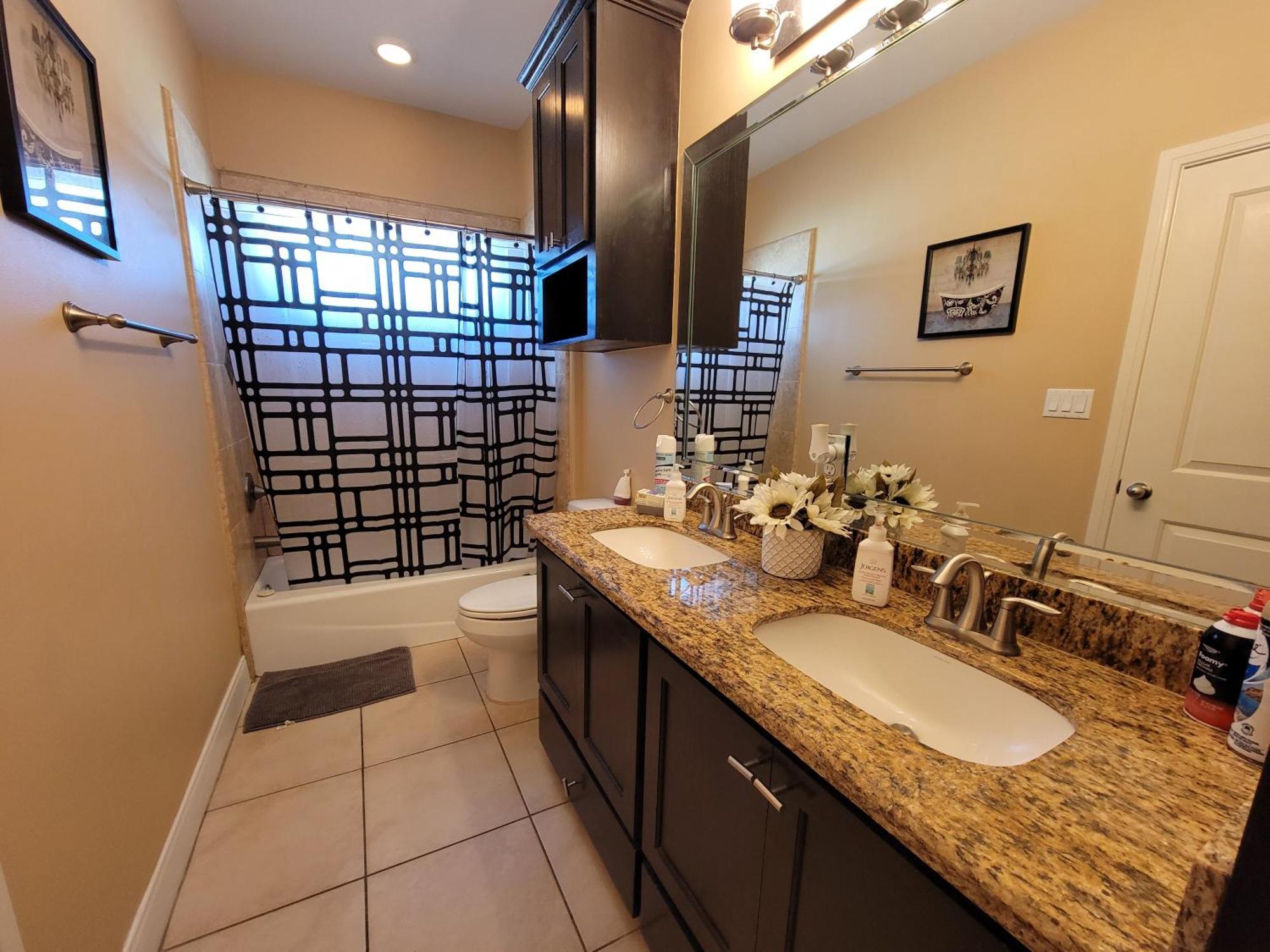 Modern, Private, Smart 4 Bedroom Condo In Desirable Location In Mcallen With Pool! Zewnętrze zdjęcie
